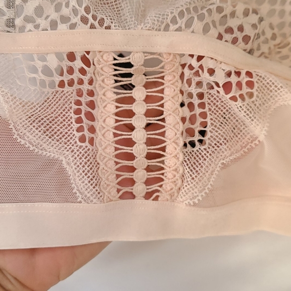 BUY 1 GET 1 FREE VICTORIA SECRET VERY SEXY BRA - Picture 4 of 14